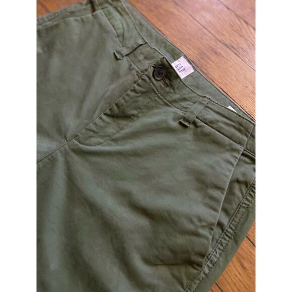 GAP Distressed Army Green 'Girlfriend Khaki' Chinos sz 6 - Picture 1 of 11